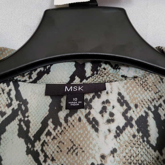 Snakeskin style dress - Picture 8 of 10